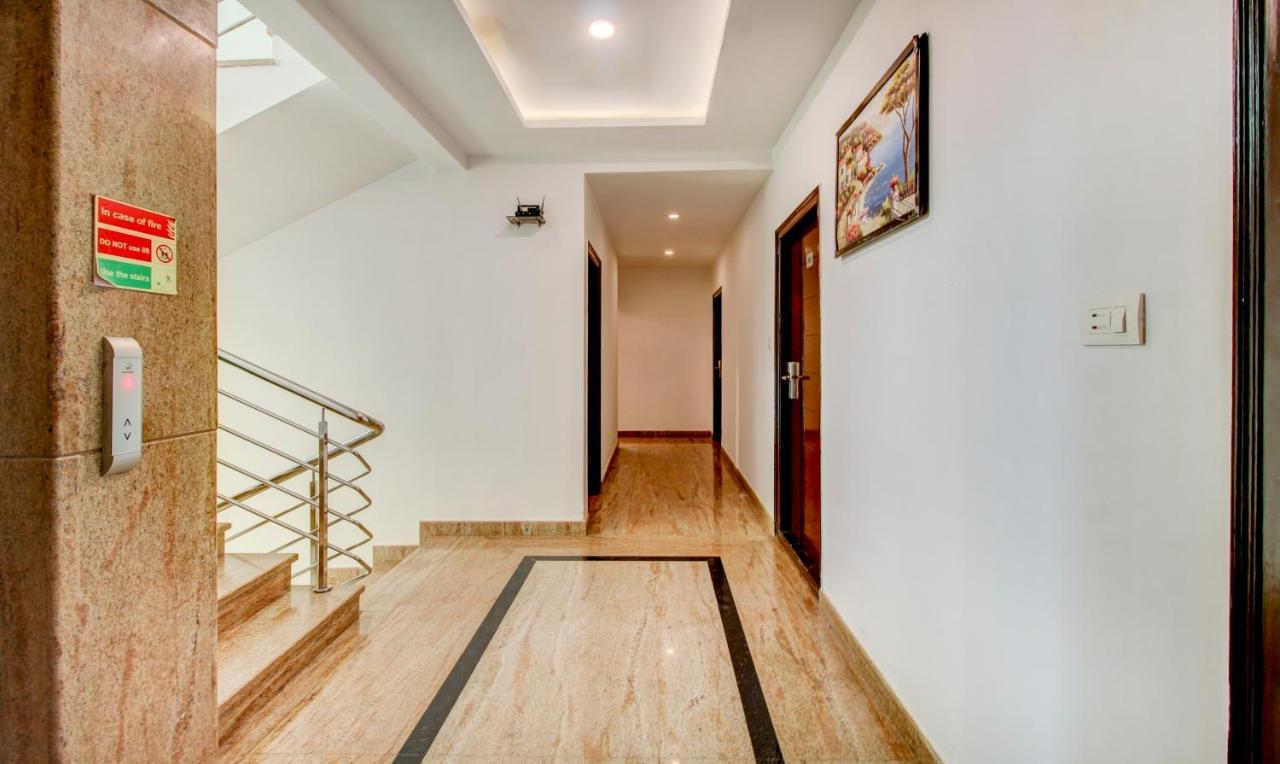 Treebo The Sai Leela Suites R T Nagar Bangalore Exteriör bild