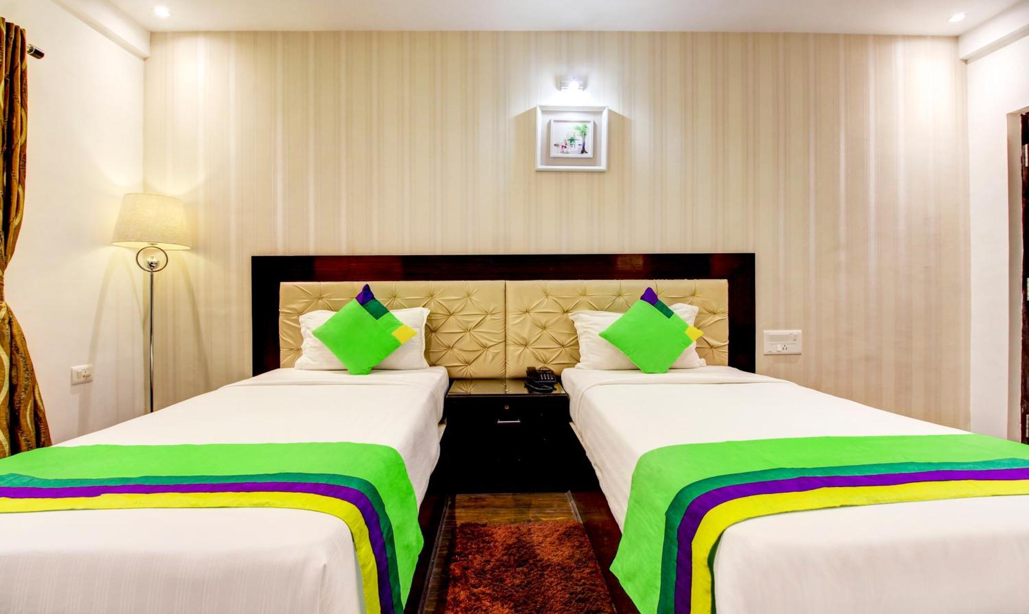 Treebo The Sai Leela Suites R T Nagar Bangalore Exteriör bild