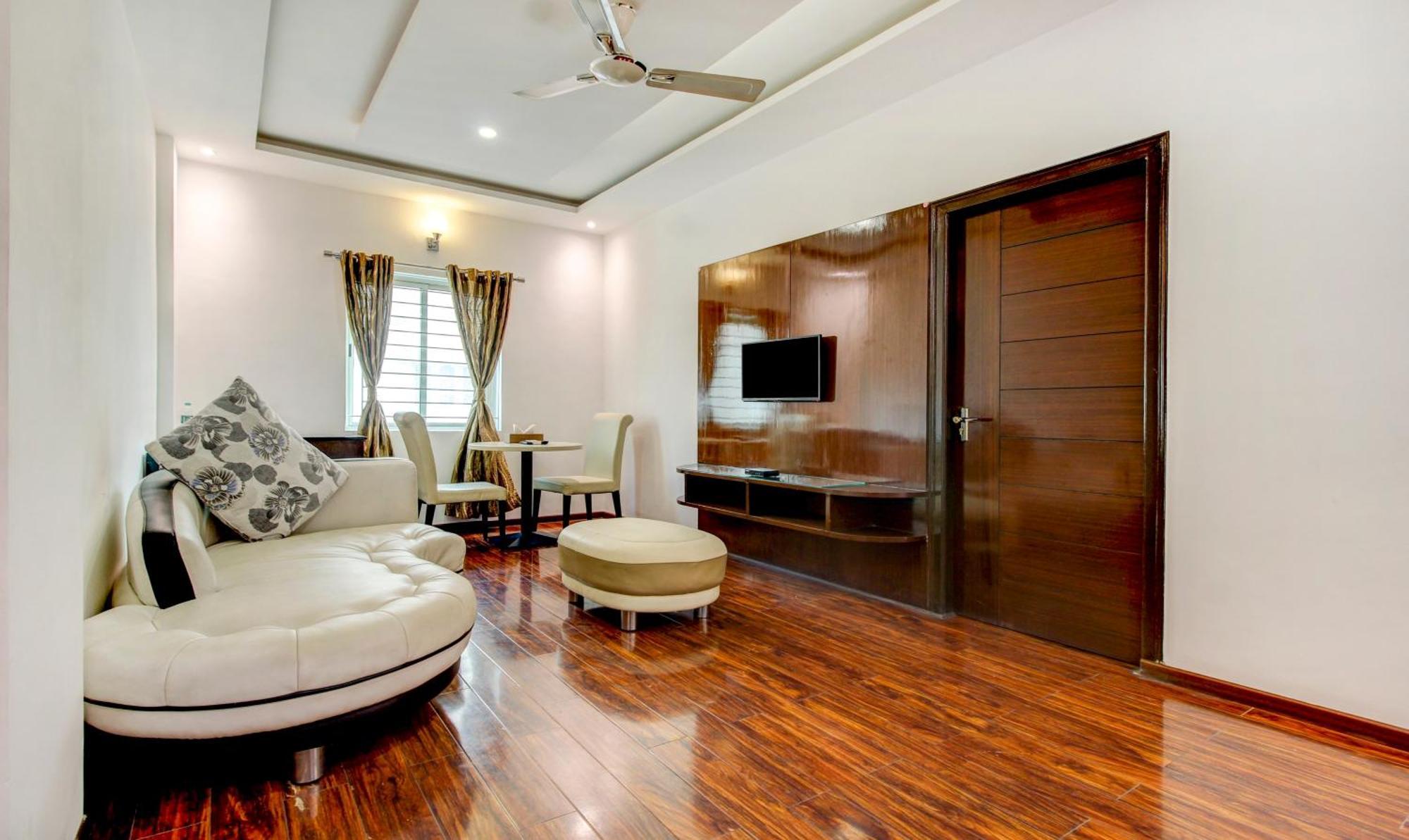 Treebo The Sai Leela Suites R T Nagar Bangalore Exteriör bild