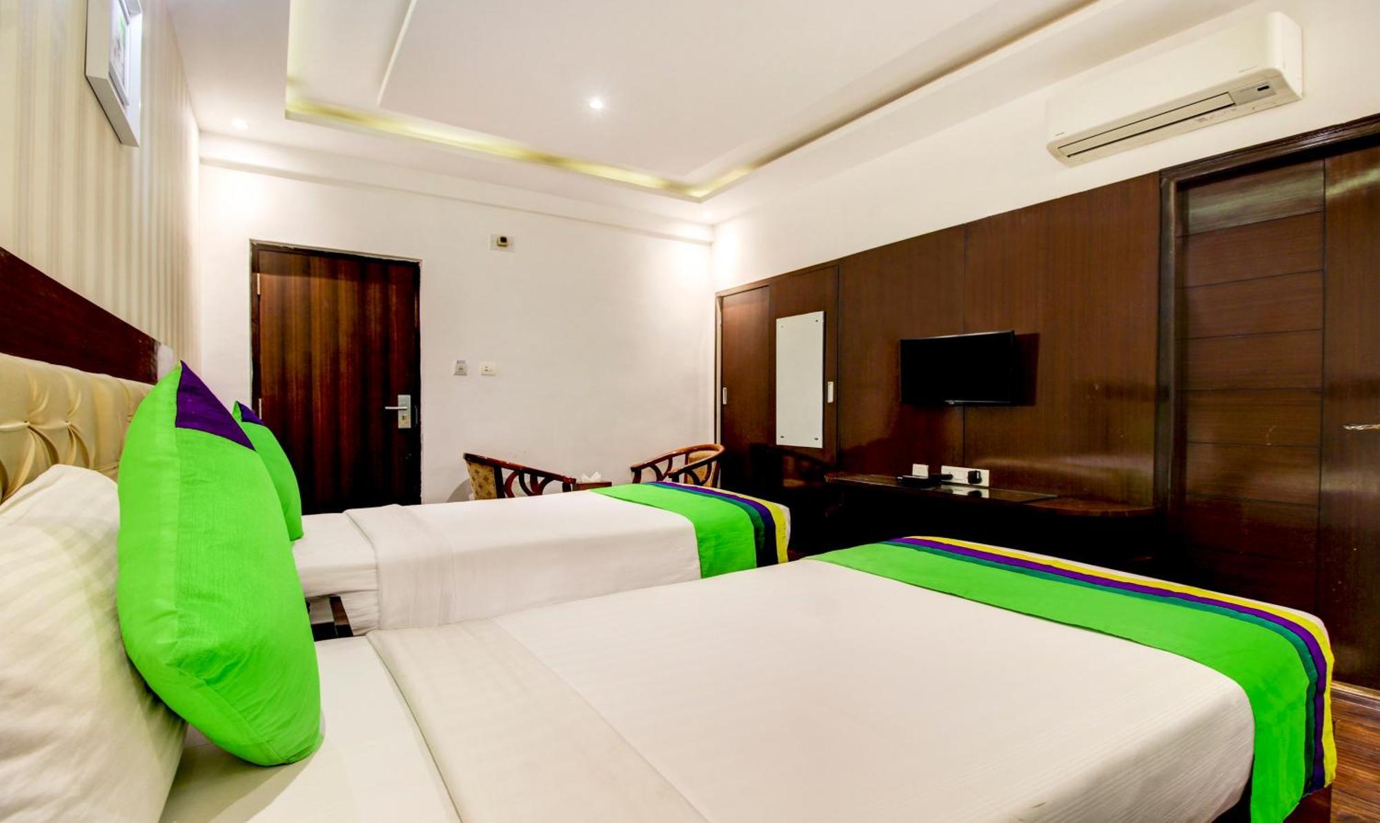 Treebo The Sai Leela Suites R T Nagar Bangalore Exteriör bild